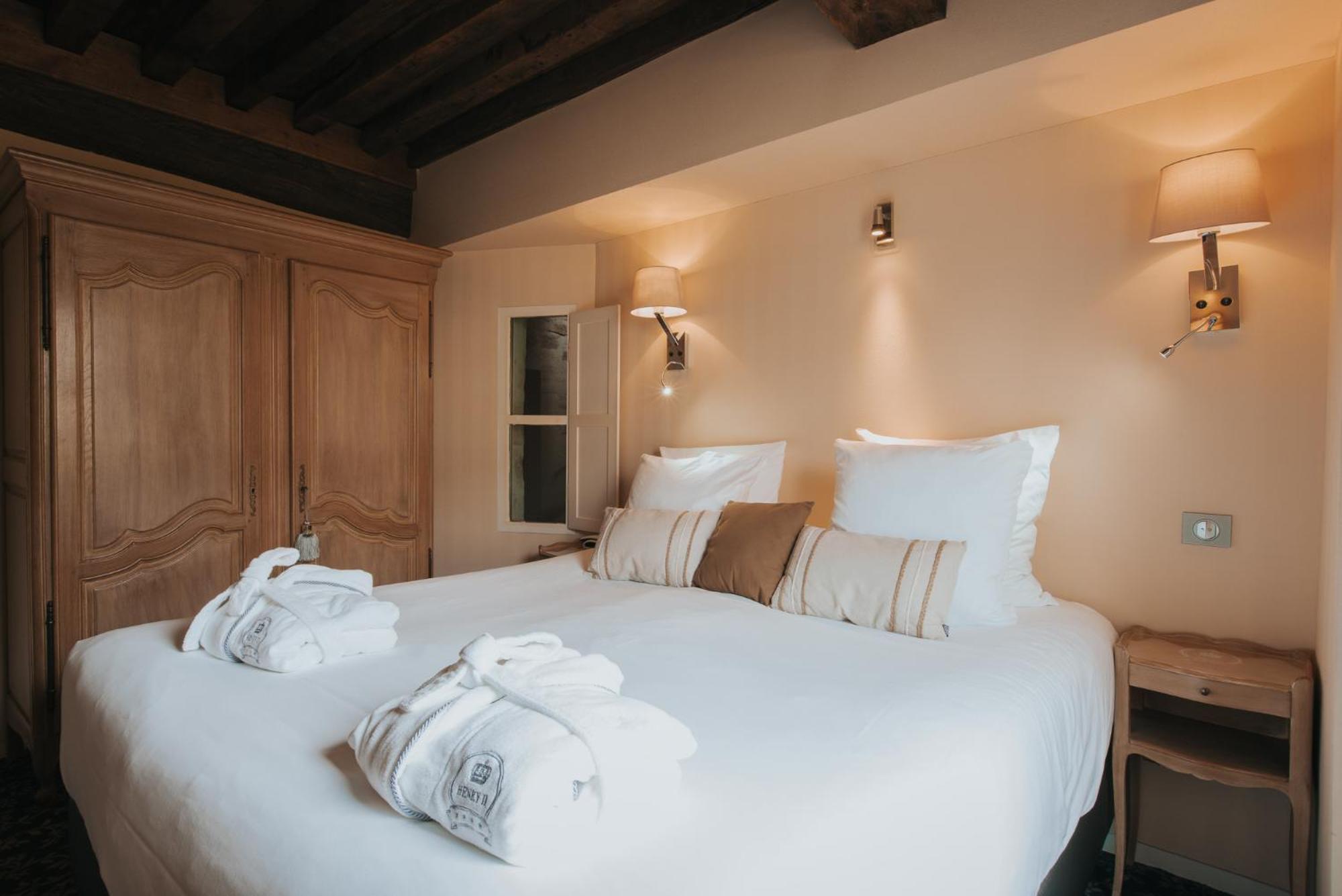 Hotel Henry II Beaune Centre Экстерьер фото